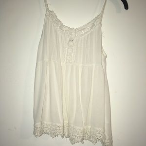 White cami laced flowy shirt